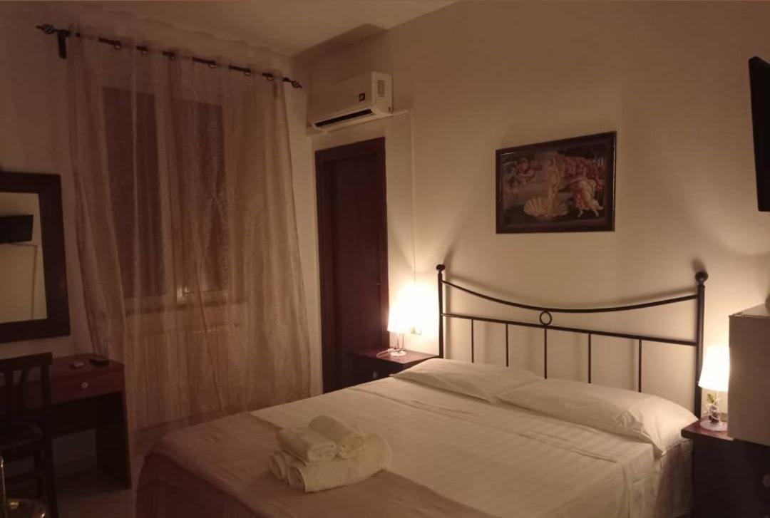 Onlyrooms Cagliari Luaran gambar